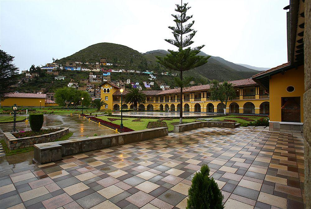Lp Los Portales Hotel Tarma Extérieur photo