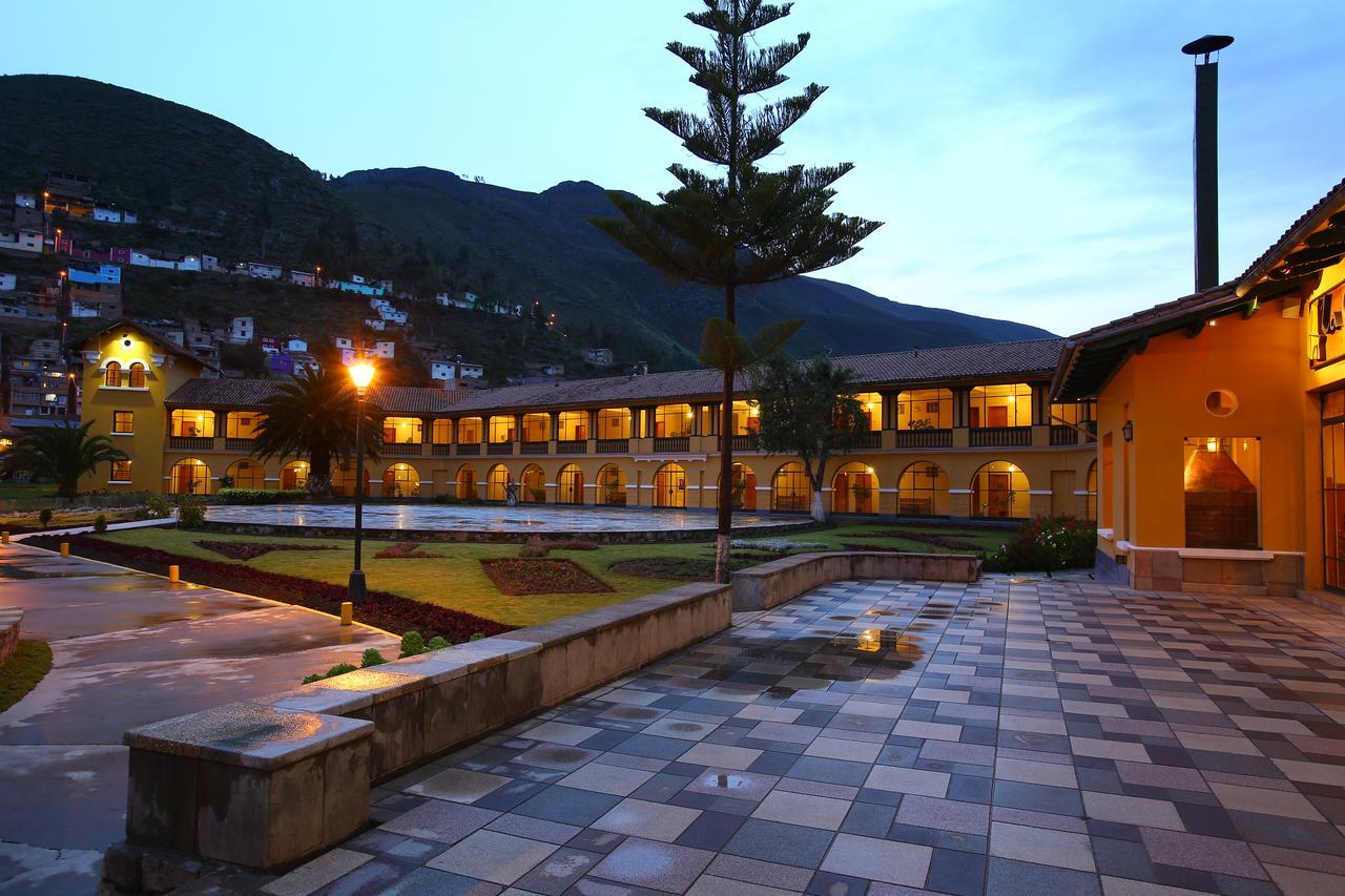 Lp Los Portales Hotel Tarma Extérieur photo
