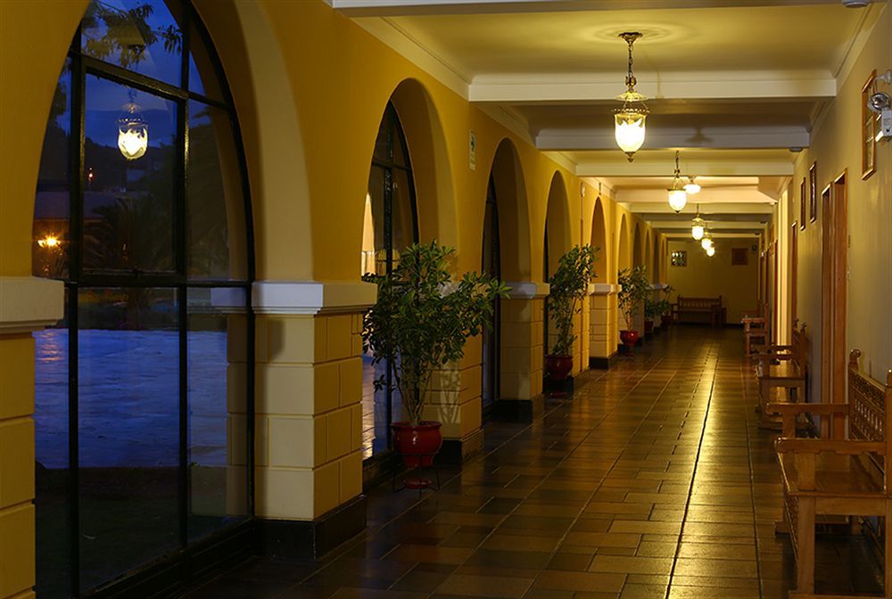 Lp Los Portales Hotel Tarma Extérieur photo